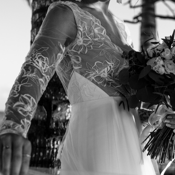 Rime Arodaky Ailey Wedding Gown - Picture 7 of 12